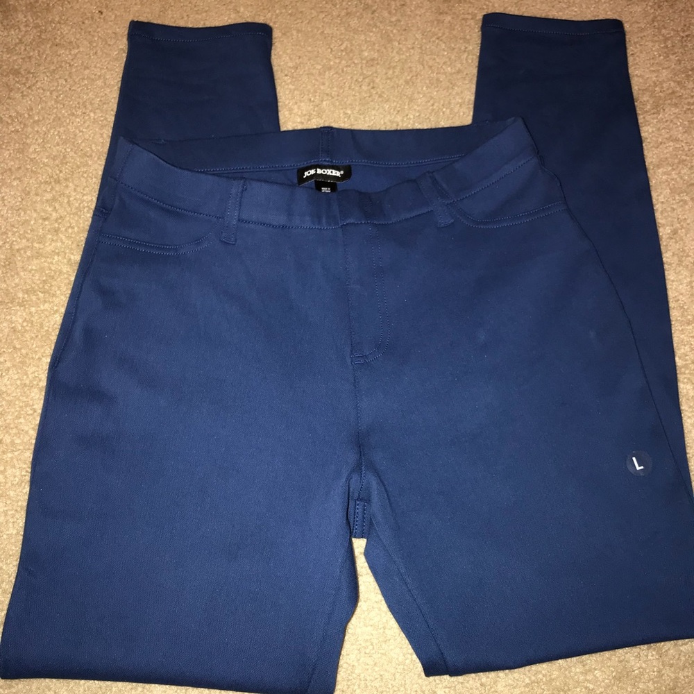 🆕 Navy Jeggings!